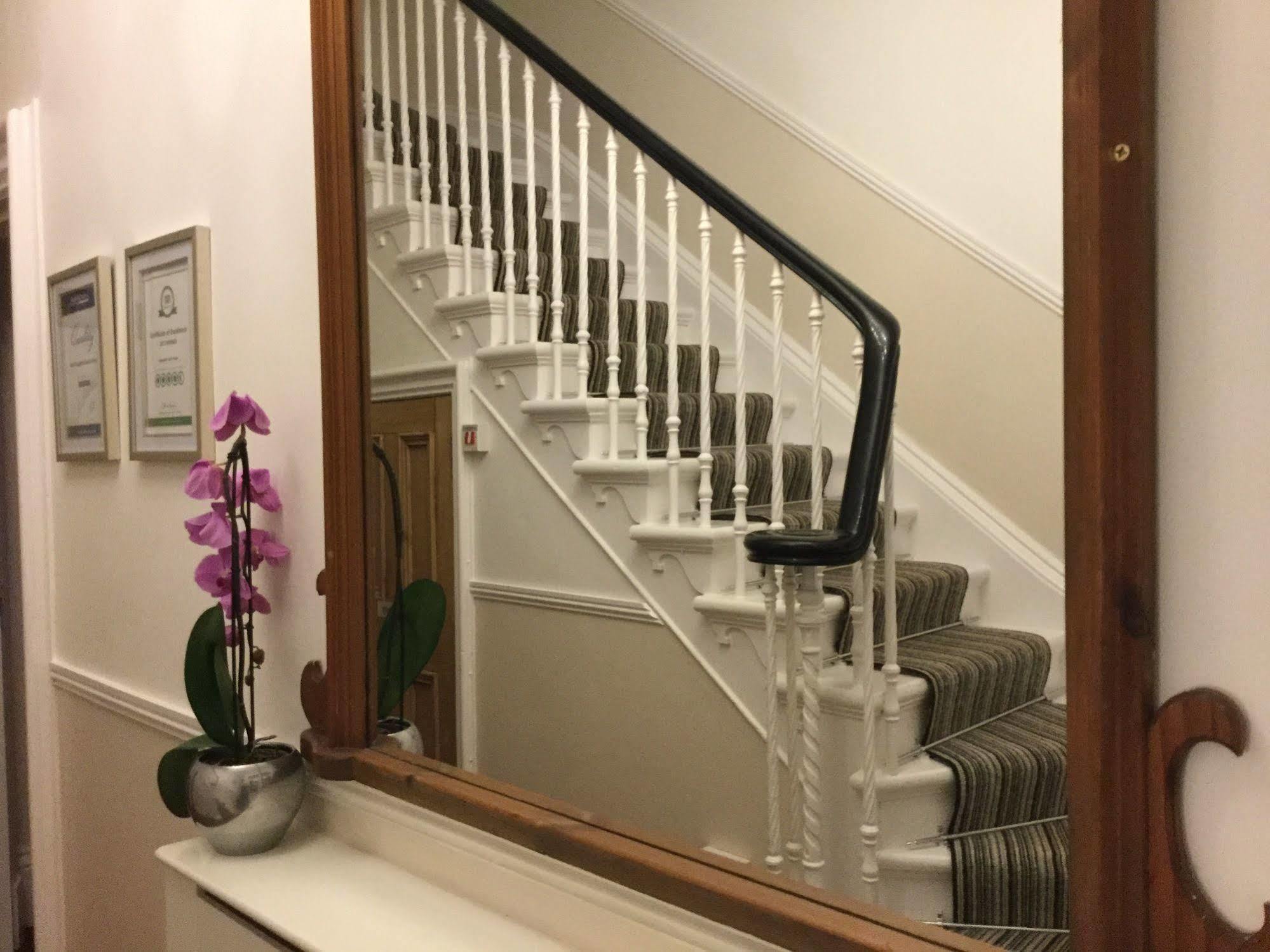 Craggallan Guest House Ayr Eksteriør billede